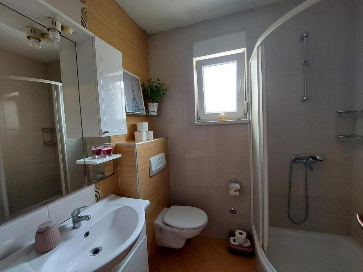 Apartment Vira Макарска Экстерьер фото